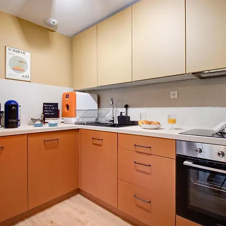 Expat Renting - L'original - La Cepiere - Parking Apartment *
