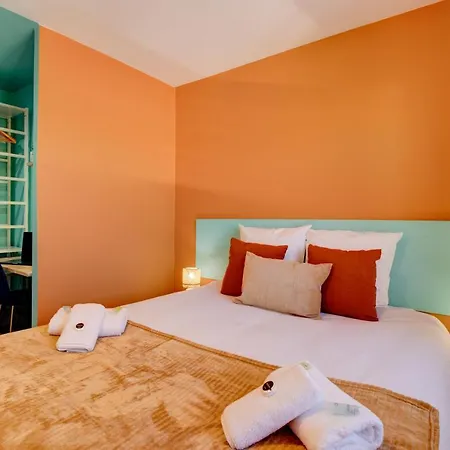 Daire Expat Renting - L'original - La Cepiere - Parking