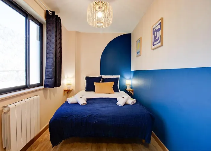 Expat Renting - L'original - La Cepiere - Parking